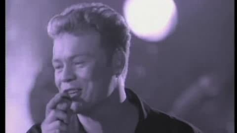 UB 40 - Kingston Town = 1990