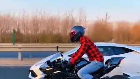 Race between bike vs Lamborghini