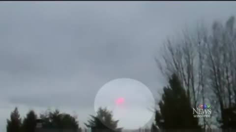 UFO filmed by the government. Actual footage.