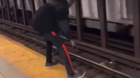 Subway Fight Ends With Grace