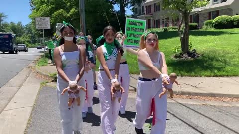 Pro-abortion activists outside Supreme Court Justice Amy Coney Barrett’s Virginia home