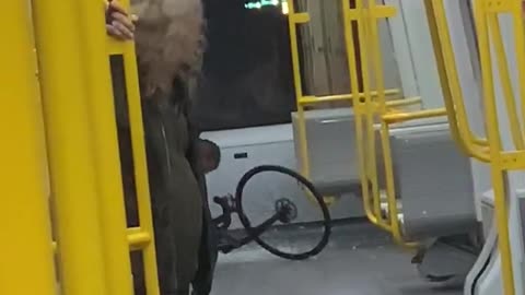 Drunk Dude steals my bike, while the metro is driving: the rest is history