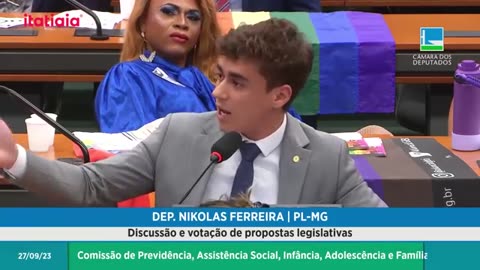 'A ESQUERDA USA VOCÊS', DIZ NIKOLAS FERREIRA A HOMOSSEXUAIS