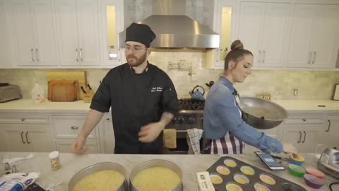 Baking Cake for his boyfriend ( Nice video!)