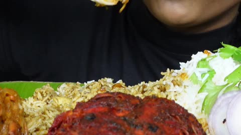 ASMR_Eating_Spicy_Whole_Chicken_Curry,Tandoori_Chicken_Curry