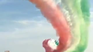 Italian Air Force incredible flag display lifts Italians' spirits