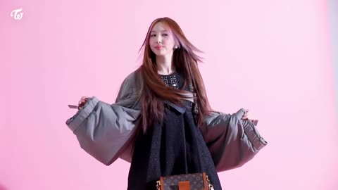 TWICE NAYEON x ELLE Behind the Scenes