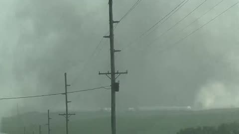 Strong tornado near Greenfield Iowa