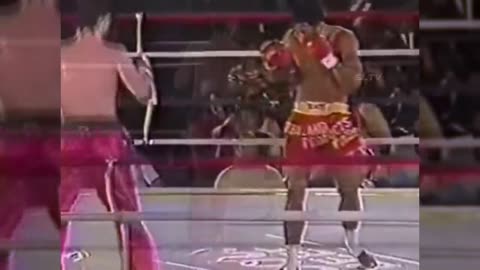 Muay Thai vs. Kickboxing. The fight that changed the world of MMA
