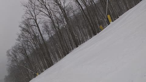 Snowshoe, WV - Cupp Run (Black) ski and tumple