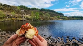 🔥🔥🔥🔥A huge crispy HOT DOG cooked in nature by the River! The taste is 10 times better!🔥