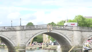 richmond bridge pan shot van raw 1