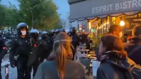 Macron's Idea of Freedom:Police Persecute Patrons Without a Health Pass/Social Distance