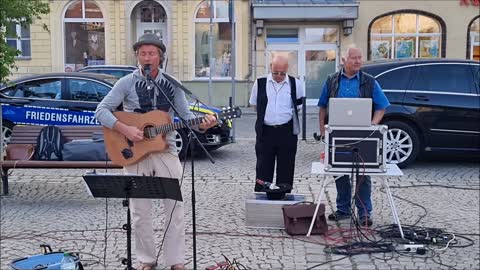 MICHAEL PRITZKE - ACHTSAM - KAMENZ, Markt, 13 05 2022, Kundgebung