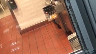 Lady upset McDonald's workers not wearing gloves