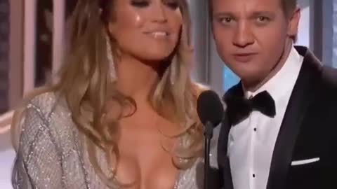 JENNIFER LOPEZ AKA JEREMY RENNER | A SPECIAL MOMENT THERE