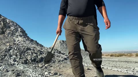 Caspian CARP Cooked in MUD from a Volcano🌋!! Azerbaijan volcanoes