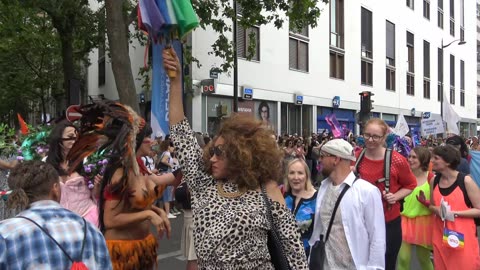#Paris_Gay_LGBTQIA _Pride #Marche_des_Fiertés_2024: 29th June 2024 Part 1.