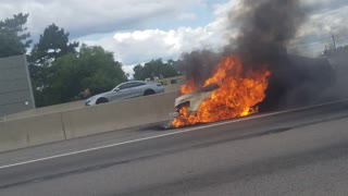 Car on 🔥 Toronto 401