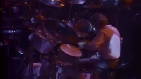 Phil Collins "Hand in Hand" Live 1985