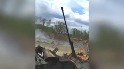 Ukrainian special forces blow up bridge to prevent Russian troops crossing