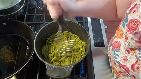 3 Ingredient Granny Green Beans - Good Southern Cooking