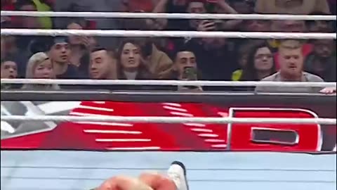 Shinsuke Nakamura hits Cody Rhodes with the red mist!