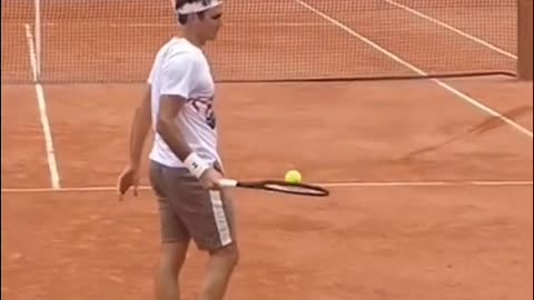 Federer's tennis skills are amazing