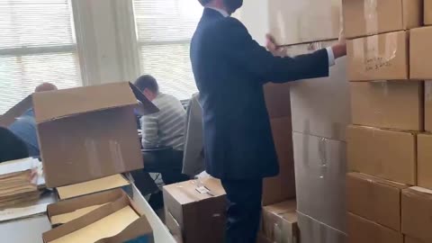 Georgia Boxes FULL of Missing BALLOTS
