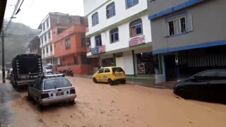 Fuertes lluvias en Girón