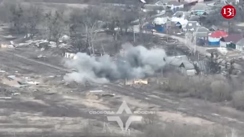 House where Russian soldiers gathered in Russian territory became target of Russian volunteers
