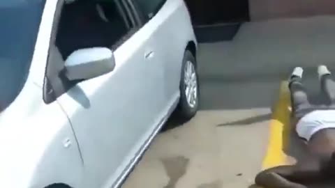 Car Thief Detained By Car Owner