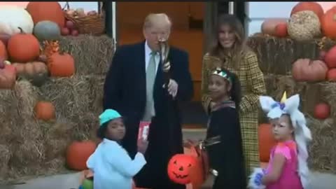 10.28.18 Whitehouse Host halloween for Public