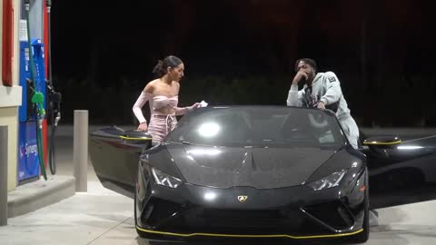 GOLD DIGGER TRASHES MY LAMBO AFTER CAUGHT SAYING I CAN SMASH AND CALLING ME DADDY