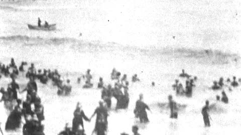 Panorama Atlantic City Bathing Scene (1901 Original Black & White Film)