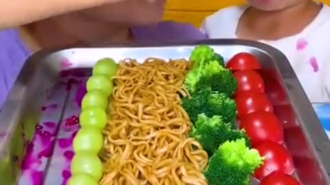 Chinese Mukbang ASMR eating seafood food Asian