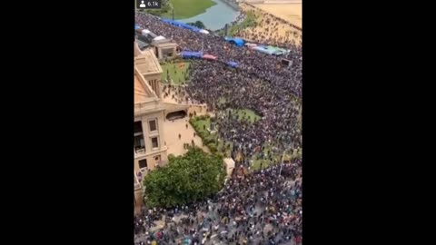 Sri Lanka, assault on the government building