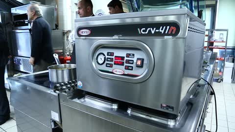 Sous vide for mass production (Catering - resort hotels) training Day 1 vid.9