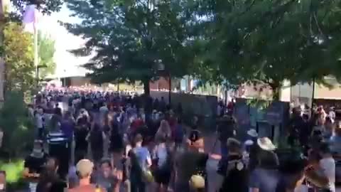 BLM & Antifa Riots 2020 - 2020-06-08-00-27-30-Charlottesville.mp4