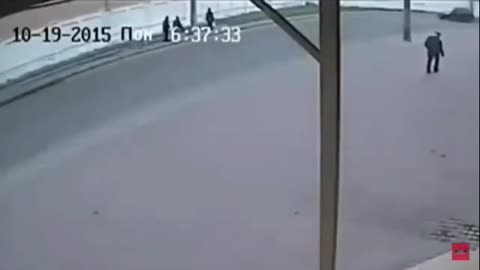 A car kills people on the sidewalk