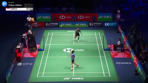 Semifinal showdown sees Loh Kean Yew take on Jonatan Christie