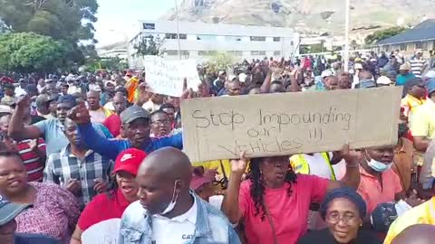 Officials on high alert at Cape Town taxi strike