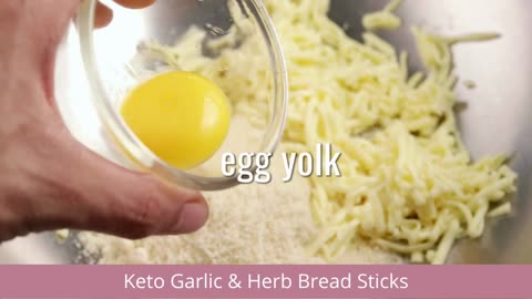Keto Garlic and Herb Bread Sticks | Easy Keto Diet Recipe