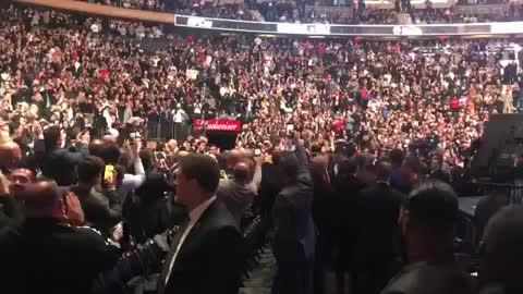 Video of crowd responding to Trump's entrance at UFC event