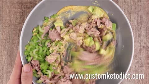 Keto Curry Tuna With Avocado Salad