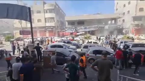 Isreali bombing near Gaza hospital