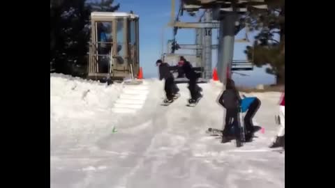Best of Funny Ski Lift Fails 🎿 Lustige Skilift Abstiege 😃 People vs Lift_Trim_Trim