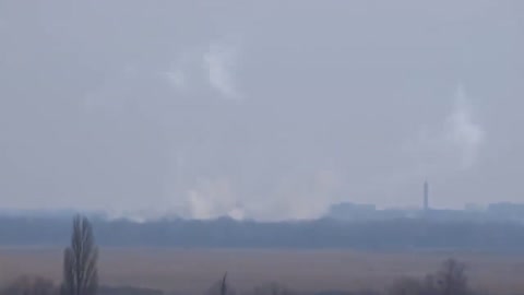 🔴 Russian War In Ukraine - Russian SU-25 Frogfoot Eats Anti-Air Missile • Keeps