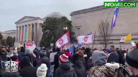 Doctors Deliver Powerful Speeches At Anti-Mandate Rally In DC