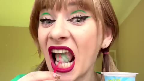 🍬 ASMR Emoji Sour Candy Chewy Lips